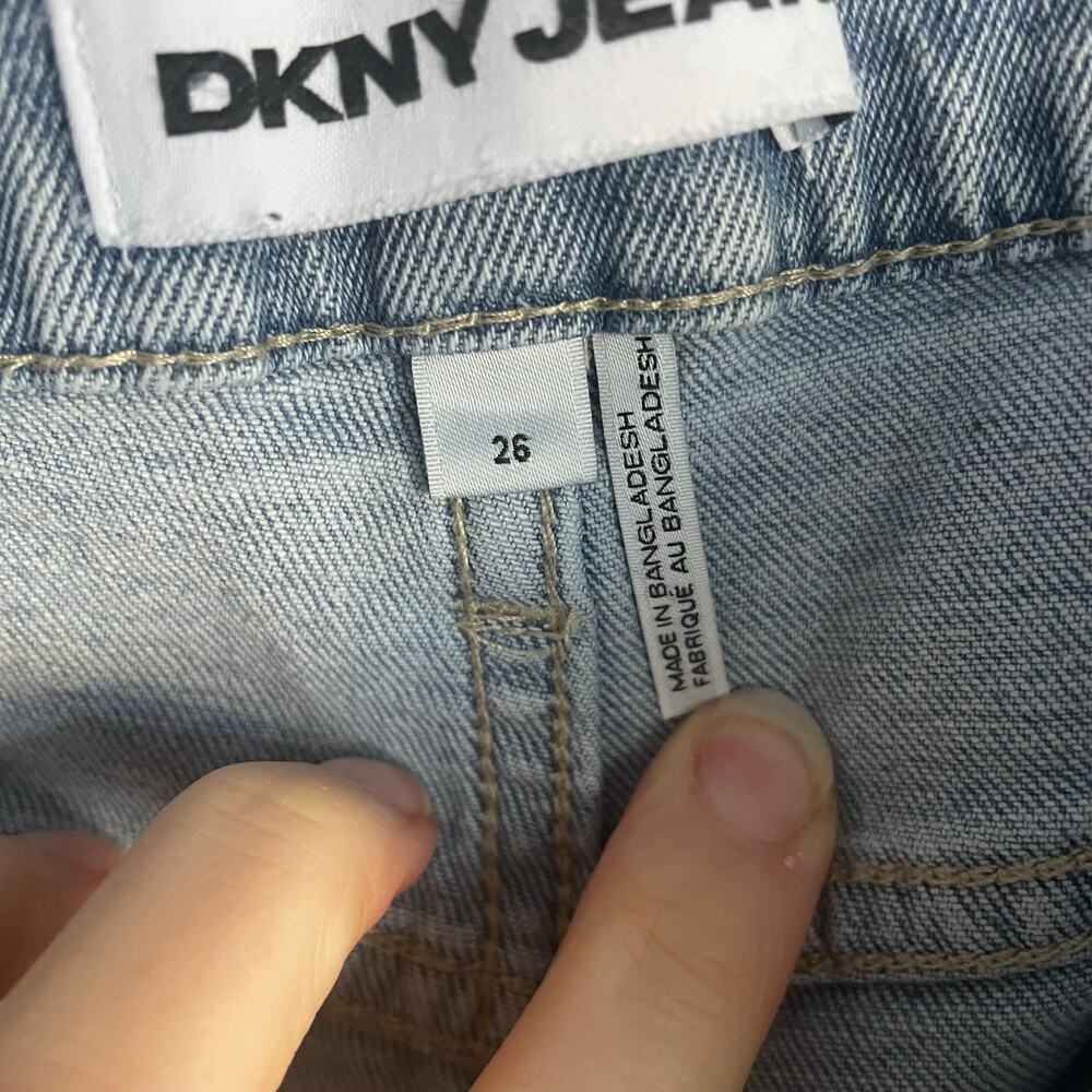 DKNY Y2K style Wide Leg Jeans Studded Light Wash size 26 Hannah Montana - Picture 4 of 5
